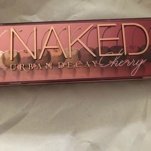 Urban Decay Naked Cherry Eyeshadow Palette